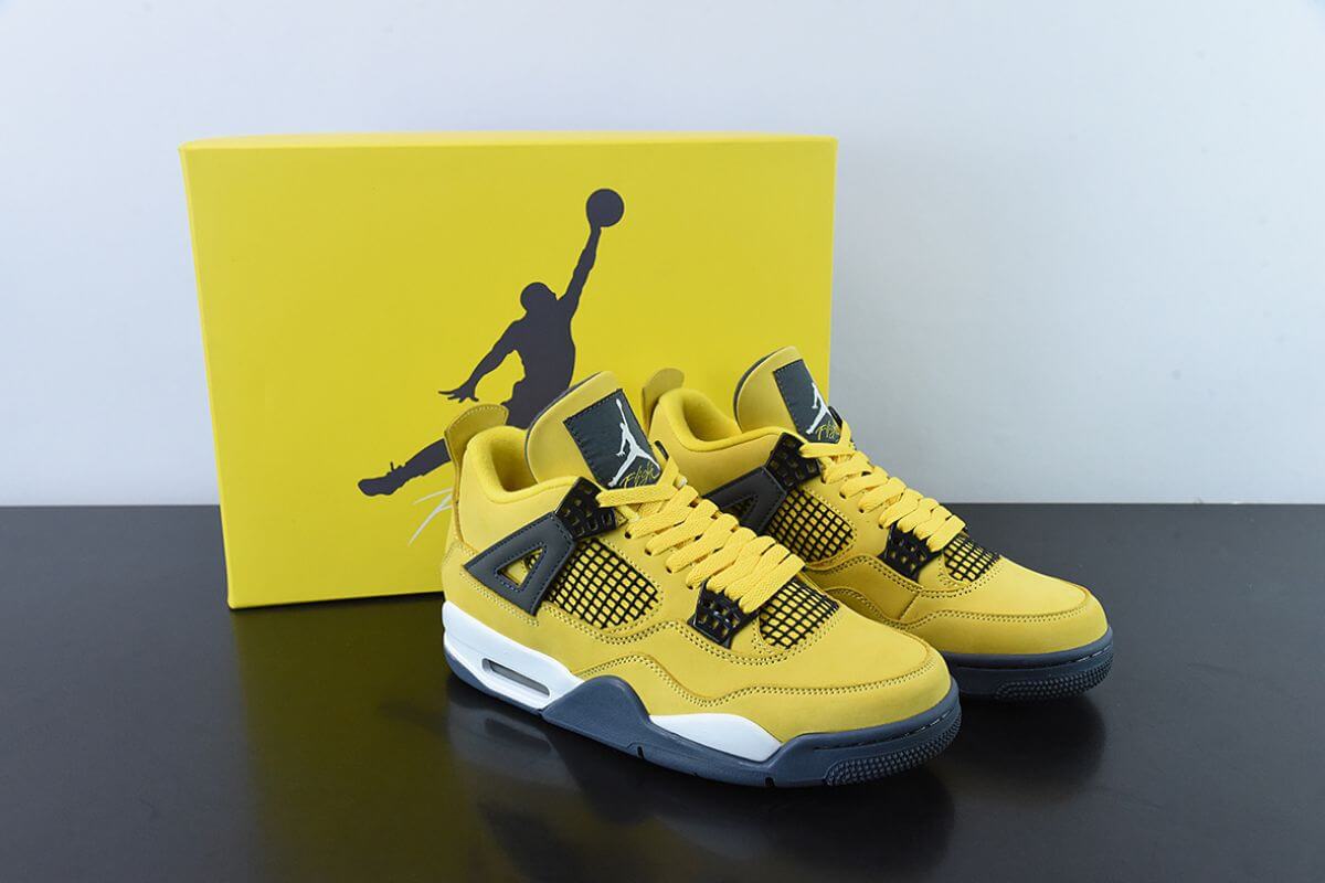 Air Jordan 4 Retro Lightning (2021) Air jordan 4 Sneaker