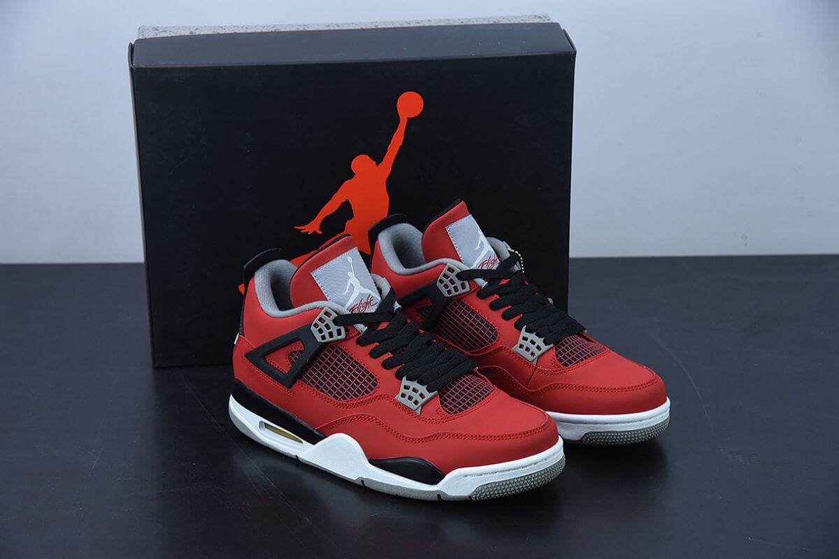 Air Jordan 4 Retro Toro Bravo Air jordan 4 Sneaker