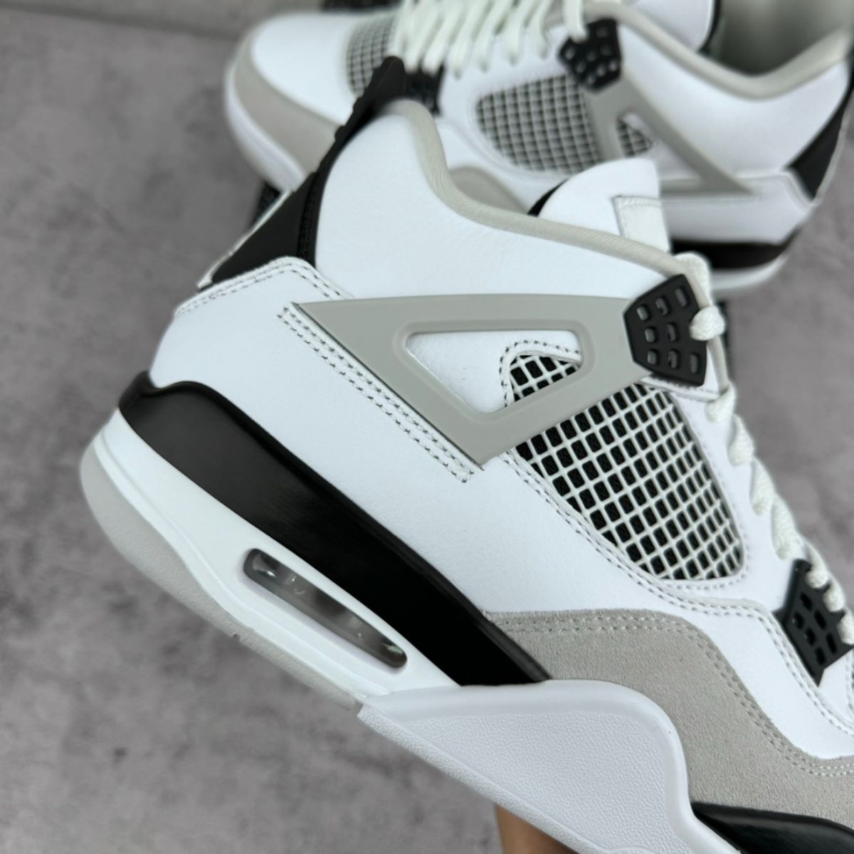 Air Jordan 4 Retro Military Black Air jordan 4 Sneaker