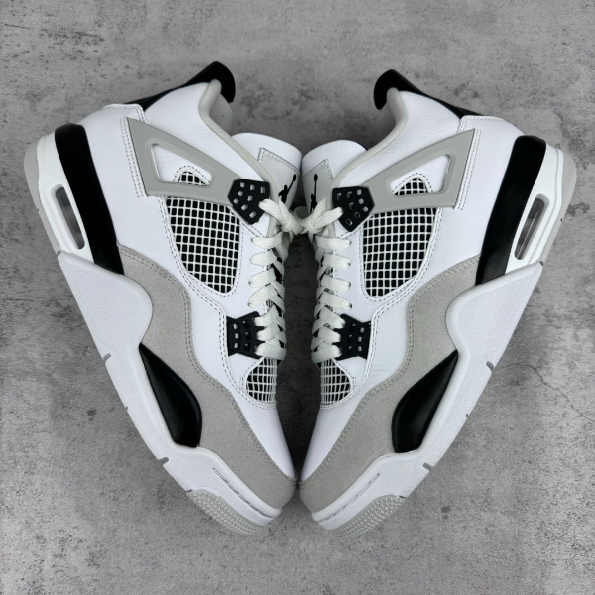 Air Jordan 4 Retro Military Black Air jordan 4 Sneaker