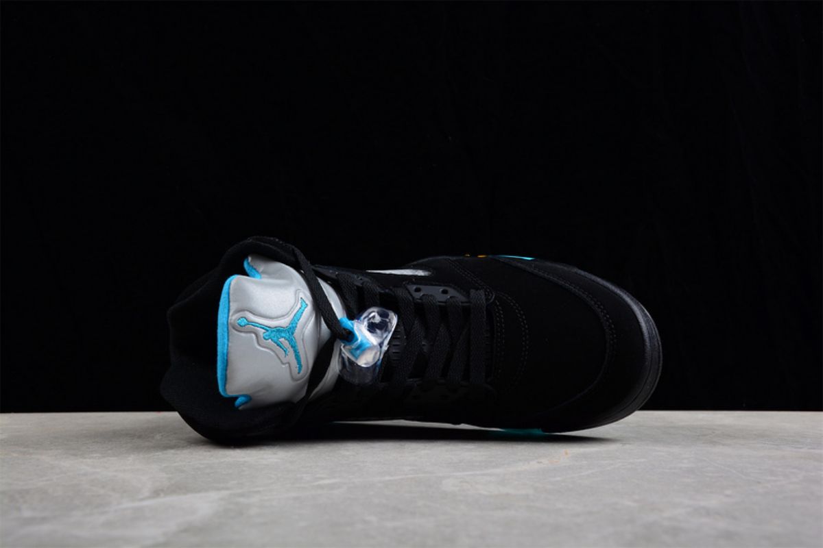 Air Jordan 5 Retro Aqua Air Jordan 5 Sneaker