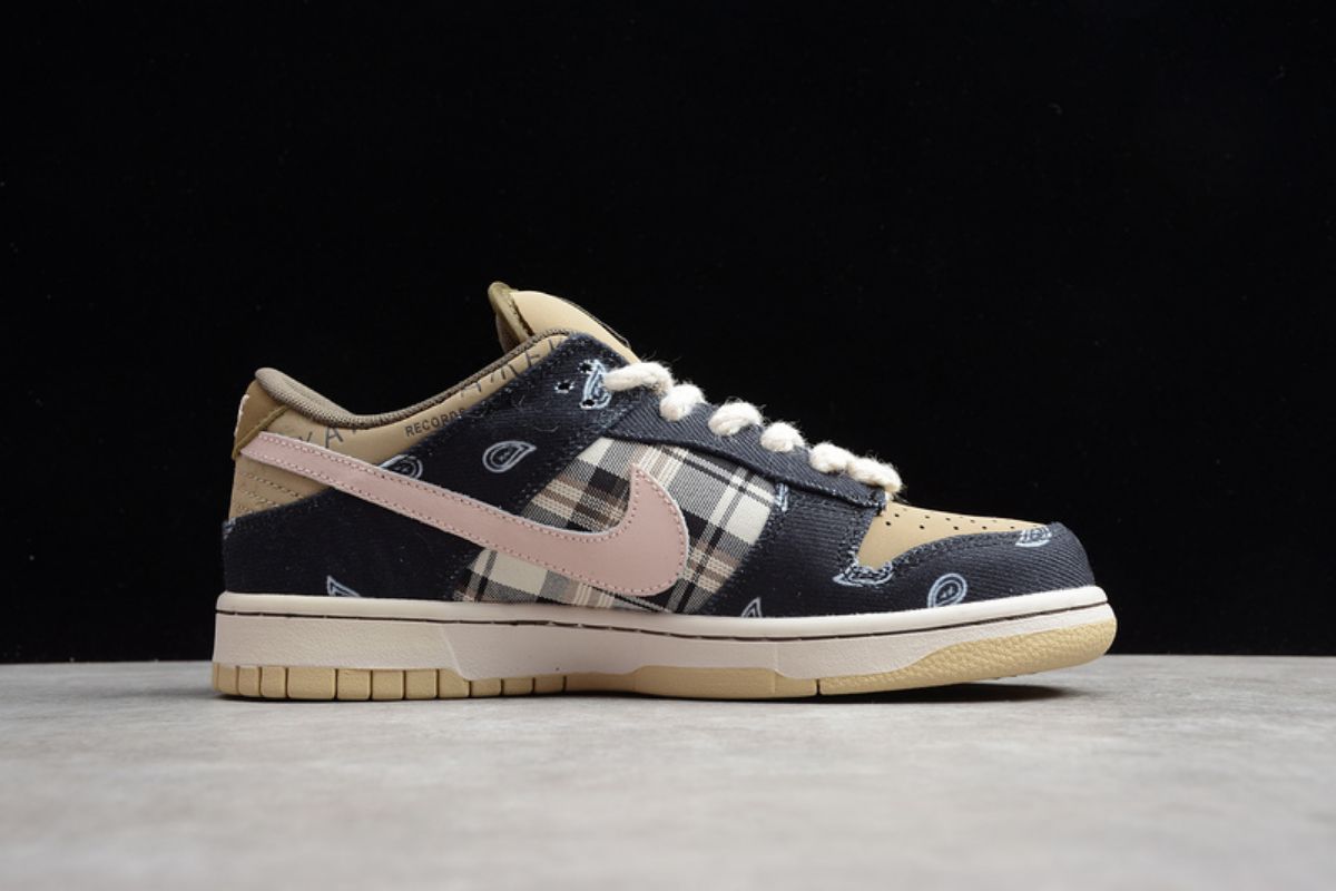 Nike SB Dunk Low Travis Scott Dunk SB Sneaker